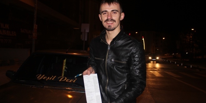 Alkollü araç kullanırken yakalandı, olayı gülerek anlattı