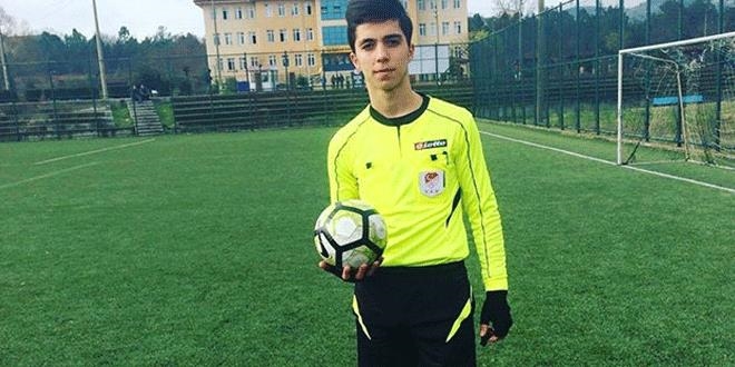 Yumrukla hakemi bayıltan futbolcunun cezası belli oldu