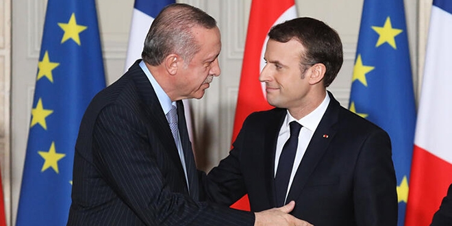 Erdoğan, Macron ile Suriye ve Libya'yı görüştü