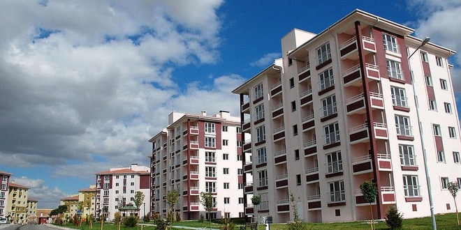 Yksekova'da terr maduru aileler yeni evlerine kavuuyor