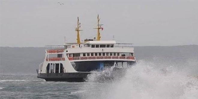 Gökçeada feribot seferlerine fırtına engeli