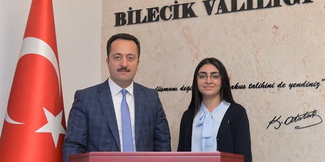 Sabah evinden alınan Selcan, tüm gün Bilecik'i yönetti