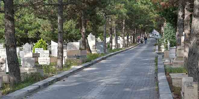 Bakent'te mezarlk defin cretleri yeniden belirlendi