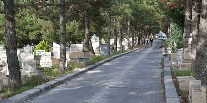 Başkent'te mezarlık defin ücretleri yeniden belirlendi