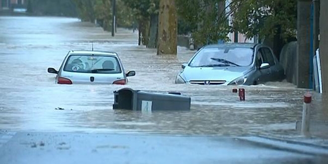 Meteoroloji, İstanbulluları uyardı... Sel baskınlarına karşı tedbirli olun