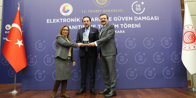 PTT e-ticarette 1 numaralı güven damgasını aldı