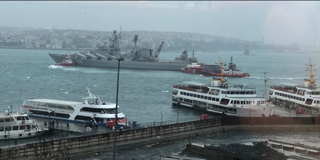 Boğaz'daki kuvvetli akıntı Rus savaş gemisini sürükledi