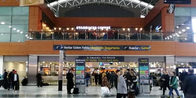 Sabiha Gökçen'de iç hat uçuşlarında check-in işlemlerine başlandı