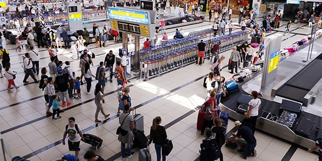Hava yolunu kullanan yolcu sayısı 209 milyonu geçti