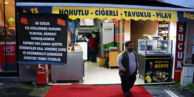 Bu lokantada parası olmayan öğrenciye yemek ücretsiz