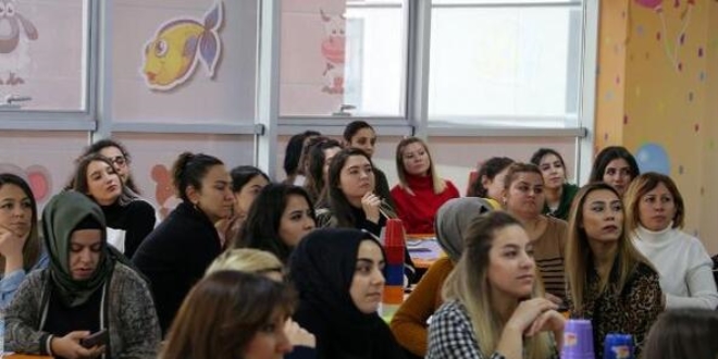 Kreş öğretmenlerine robotik ve kodlama eğitimi