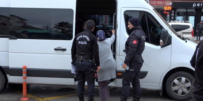 Usuls�z engelli raporu operasyonu: 52 g�zalt�