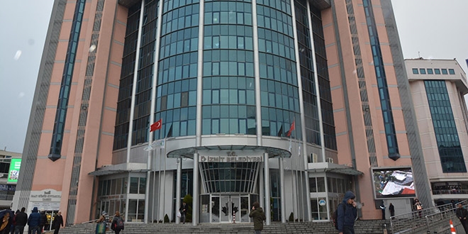 �zmit Belediyesi'nde teknik personel al�m� s�navla olacak