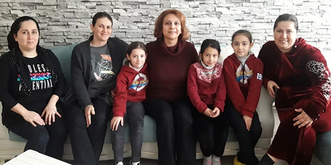 Öğretmenler, 3 günde 60 aileyi ziyaret etti