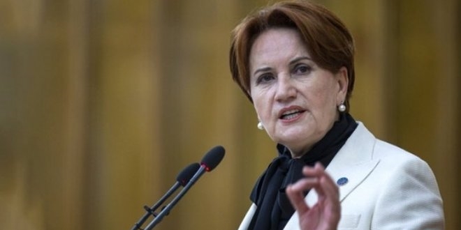 Akşener'den şehit ailesine taziye ziyareti