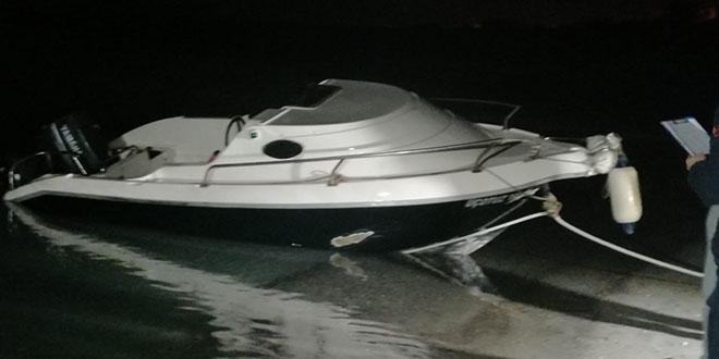 �e�me'de ka�aklar� ta��yan tekne batt�: 8'i �ocuk 11 �l�