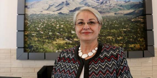 42'sinde anne oldu, başka insanlar için 19 yıldır yollarda