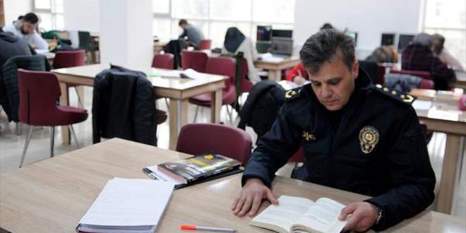 İlçe protokolü sınava hazırlanan öğrenciler için nöbette