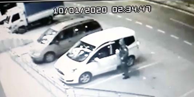 Polis, kalp krizi geçirdiğini anlayıp hastaneye yetiştirdi