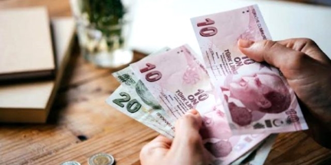 Asgari ücret artırılsın önerisine Türk-İş'ten yanıt