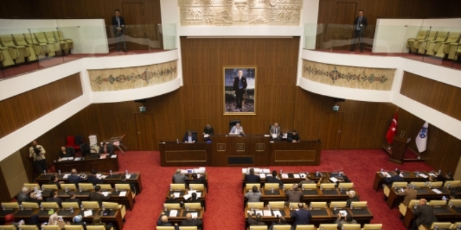 Ankara Büyükşehir, 100.Yıl Çarşısı'nın yıkımını erteledi