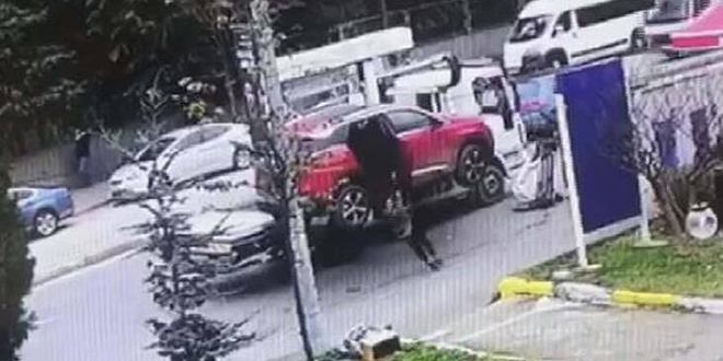 Kadının, çekicinin çektiği araçtan düşürülmesine soruşturma