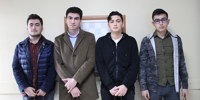 4 lise öğrencisinden geri dönüşümü sevdirecek yerli oyun