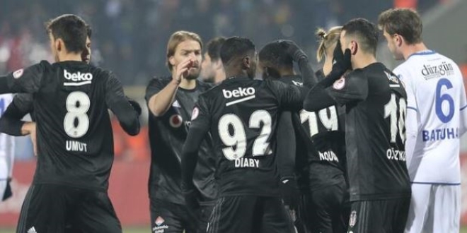 Beşiktaş, Erzurum'da dondu kaldı