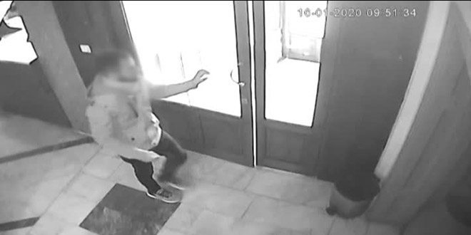 'Sahte polis' dolandırıcılık yaparken suçüstü yakalandı