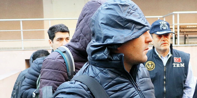 Ankesör operasyonunda 56 muvazzaf tutuklandı