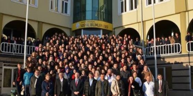 Trabzon Sosyal Bilimler Lisesi Avrupa'ya alyor