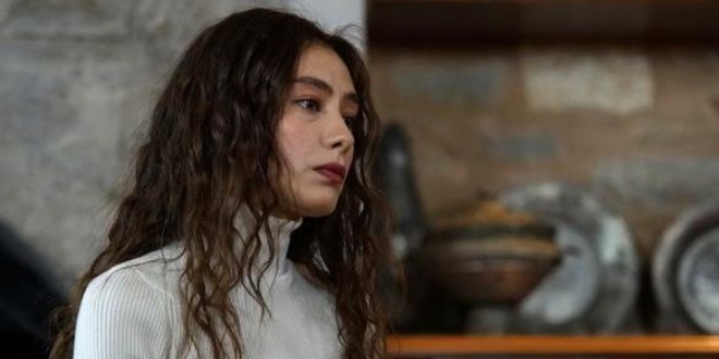 Sefirin Kızı dizisi, Çukur'u tahtından etti