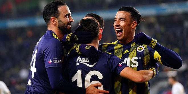 Fenerbahçe, Kadıköy'de yine galip!
