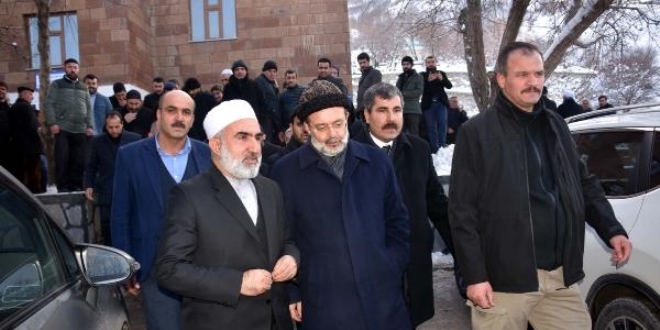 Mehmet Görmez: Kanaat önderi sulh uğruna canını verdi