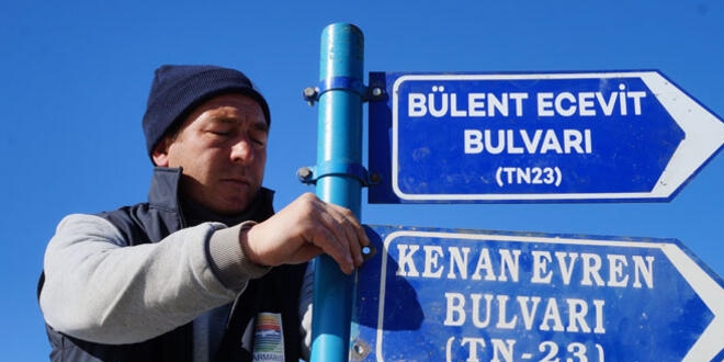 Marmaris'te Kenan Evren'in ismi tabeladan kaldırıldı