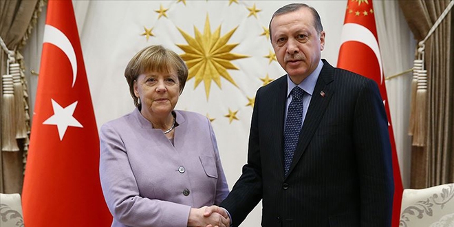 Almanya Babakan Merkel Trkiye'ye geliyor