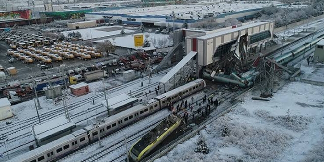 Ankara'daki YHT kazas� davas�nda tutuklulu�a devam