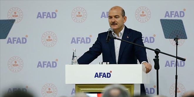 Bakan Soylu'dan, binası hasarlı vatandaşlara uyarı