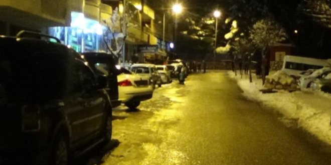 Siirt'te deprem paniği: Vatandaşlar sokağa döküldü