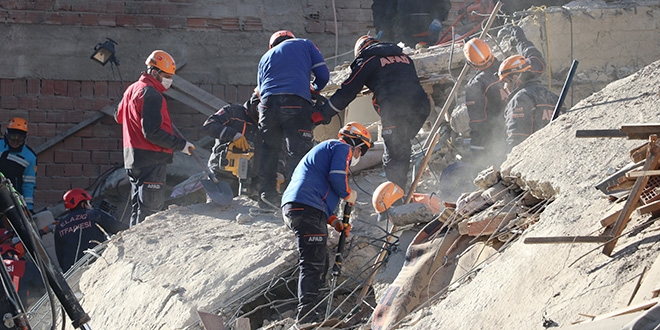 AFAD: Depremde yaral says bin 243 oldu