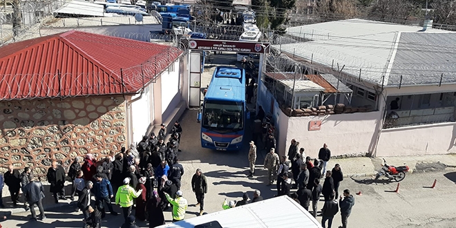 Bakan Gül: Hükümlü ve tutukluların nakli devam ediyor