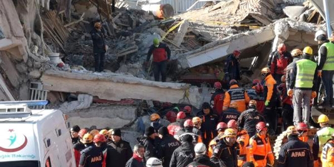 Sürsürü'de, 38'inci saatte 3 kişinin cansız bedenine ulaşıldı
