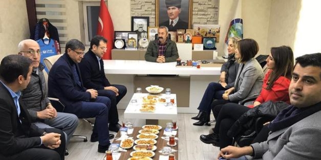 İmamoğlu, Elazığ dönüşünde Komünist başkanı ziyaret etti