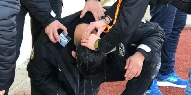 Kütahya'da olaylı maç, bir polis memuru yaralandı