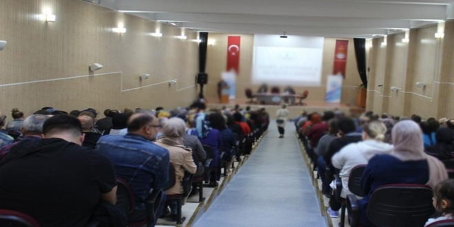Sigortalı sayılan kişiler ile usta öğreticilere haftada ne kadar ders görevi verilebilir?