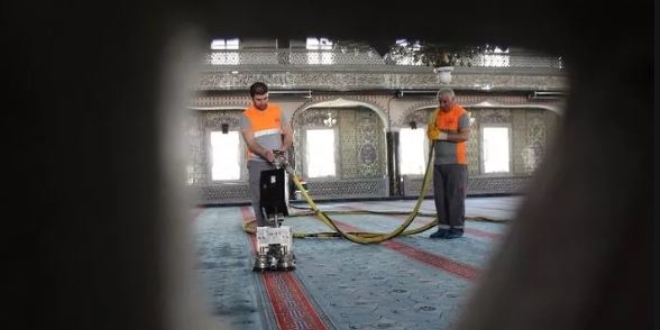 Elazığ'da camiler sürekli açık olacak