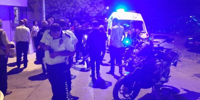 Kocaeli'de trafik kazasında 2 polis yaralandı