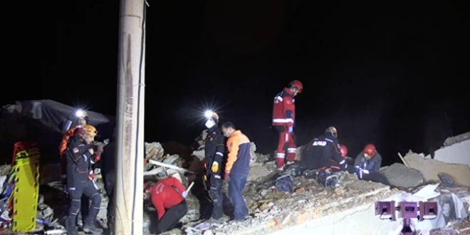 Ekipler zamanla yarıştı! 13 yaşındaki Emir böyle kurtarıldı