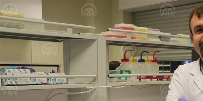 Türk bilim insanları H1N1 virüsünü 5 dakikada tespit eden taşınabilir cihaz geliştirdi