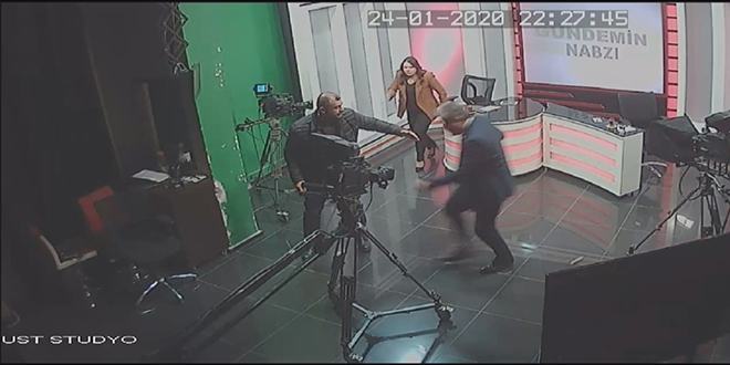 Milletvekili depreme televizyon stüdyosunda yakalanmış